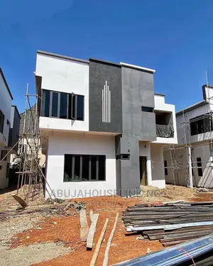 5bdrm Duplex in Guzape Abuja for sale