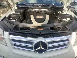 Mercedes-Benz GLK-Class 350 4MATIC 2011 White