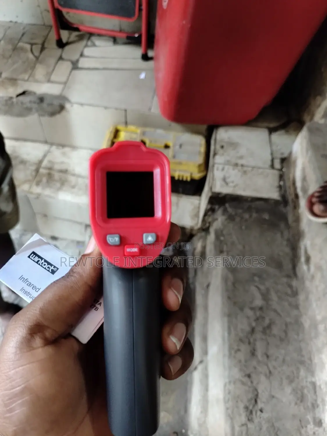 Infared Thermometer for Objects