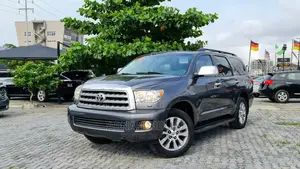 Toyota Sequoia Limited 4dr SUV (5.7L 8cyl 6A) 2012 Gray