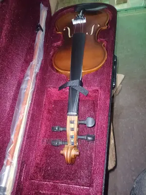 Yamaha Violin