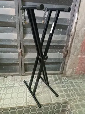 Photo - Keyboard Stand