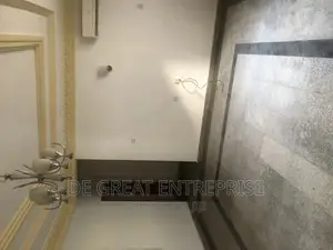 3bdrm Block of Flats in Private, Durumi for rent