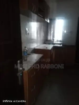 3bdrm Block of Flats in Old G.R.A, Enugu for Rent