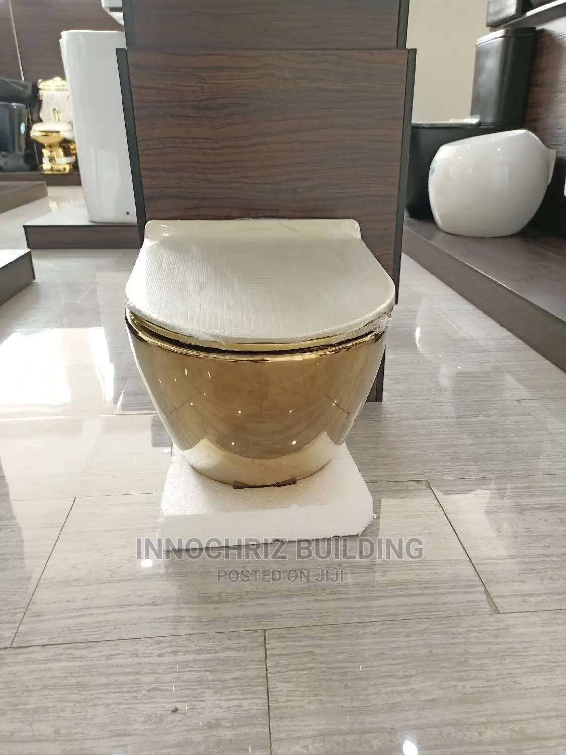 Gold Conceal WC