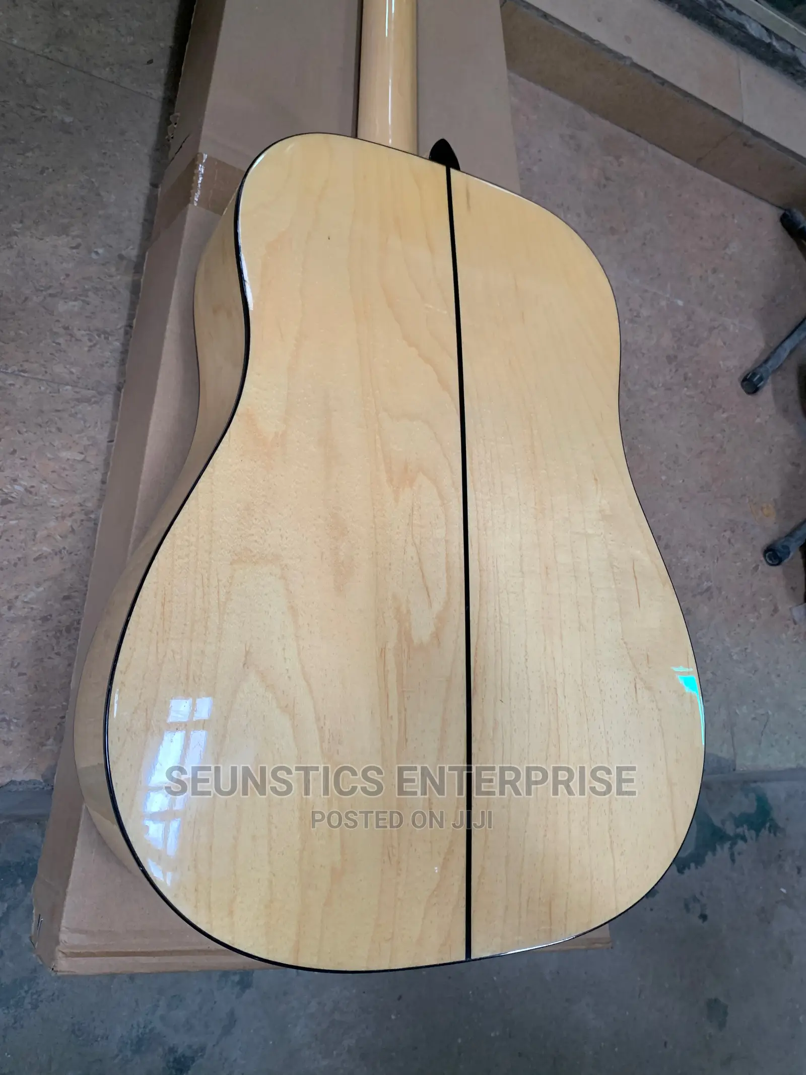 Quality Samick Greg Bennett Design Pure Acoustic Guitar