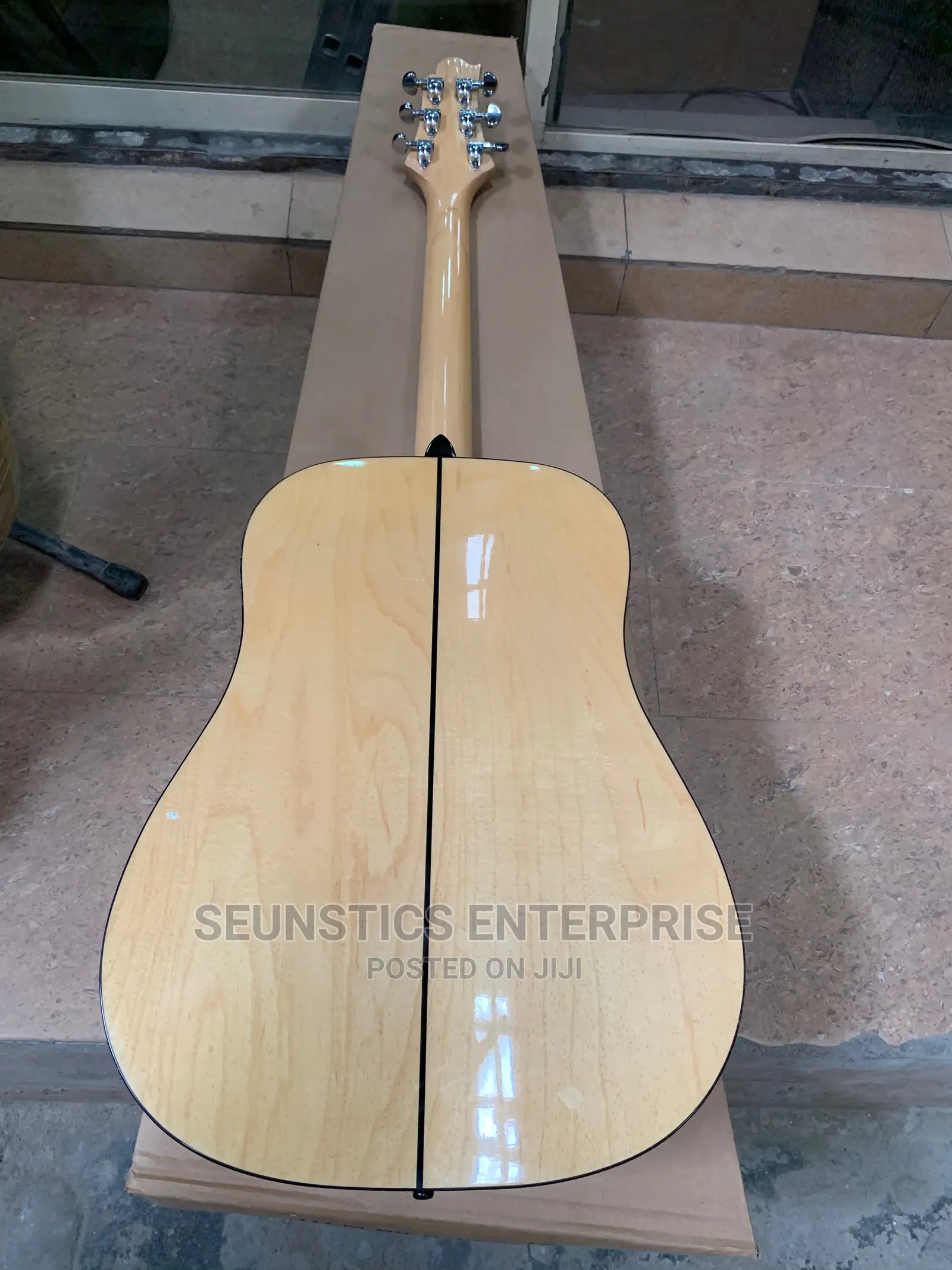 Quality Samick Greg Bennett Design Pure Acoustic Guitar