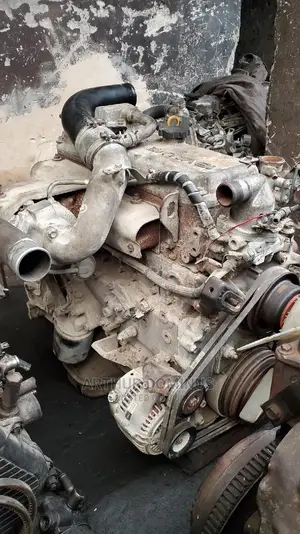 Toyota Dyna Mega-Cruiser 15b-Fte Diesel Engine