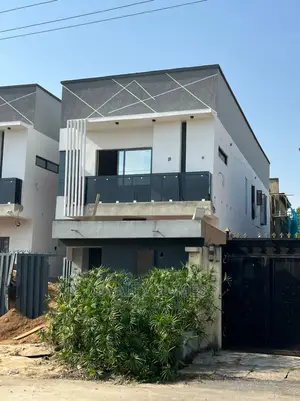 Furnished 4bdrm Duplex in Ikeja for sale