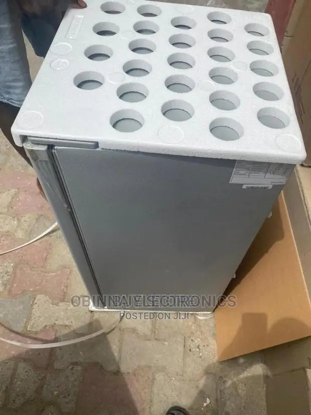 New LG 100L Table Top Refrigerator/Silver Colour/External/