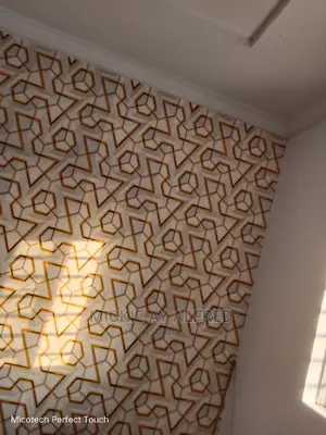 Wallpaper Fitting Guru