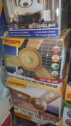 Ceiling Fan Ac/Dc Solar Fan for Homes/ Offices/ Restaurants