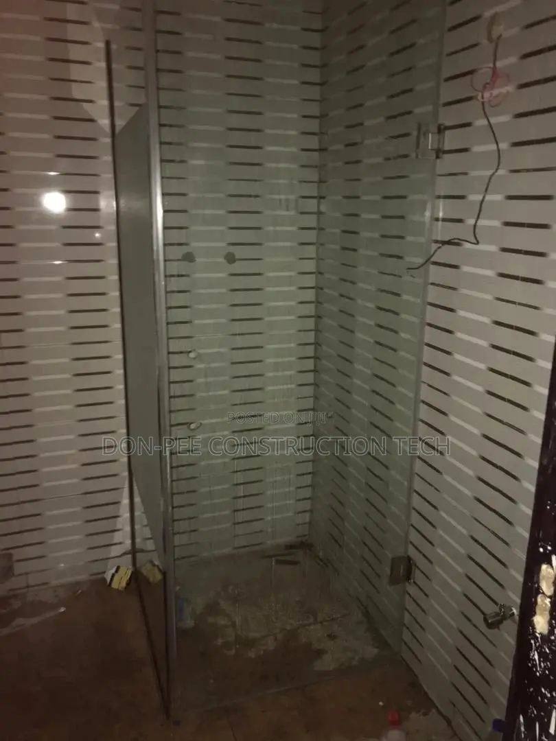 Shower Cubicle