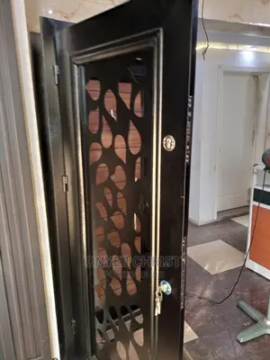 3ft Kitchen Door in Door Entrance