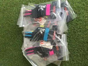 Snooker Glove With Strap