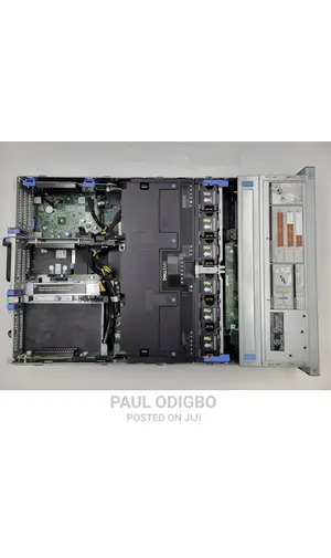 Server Dell PowerEdge R740xd 64GB Intel Xeon HDD+SSD 4T