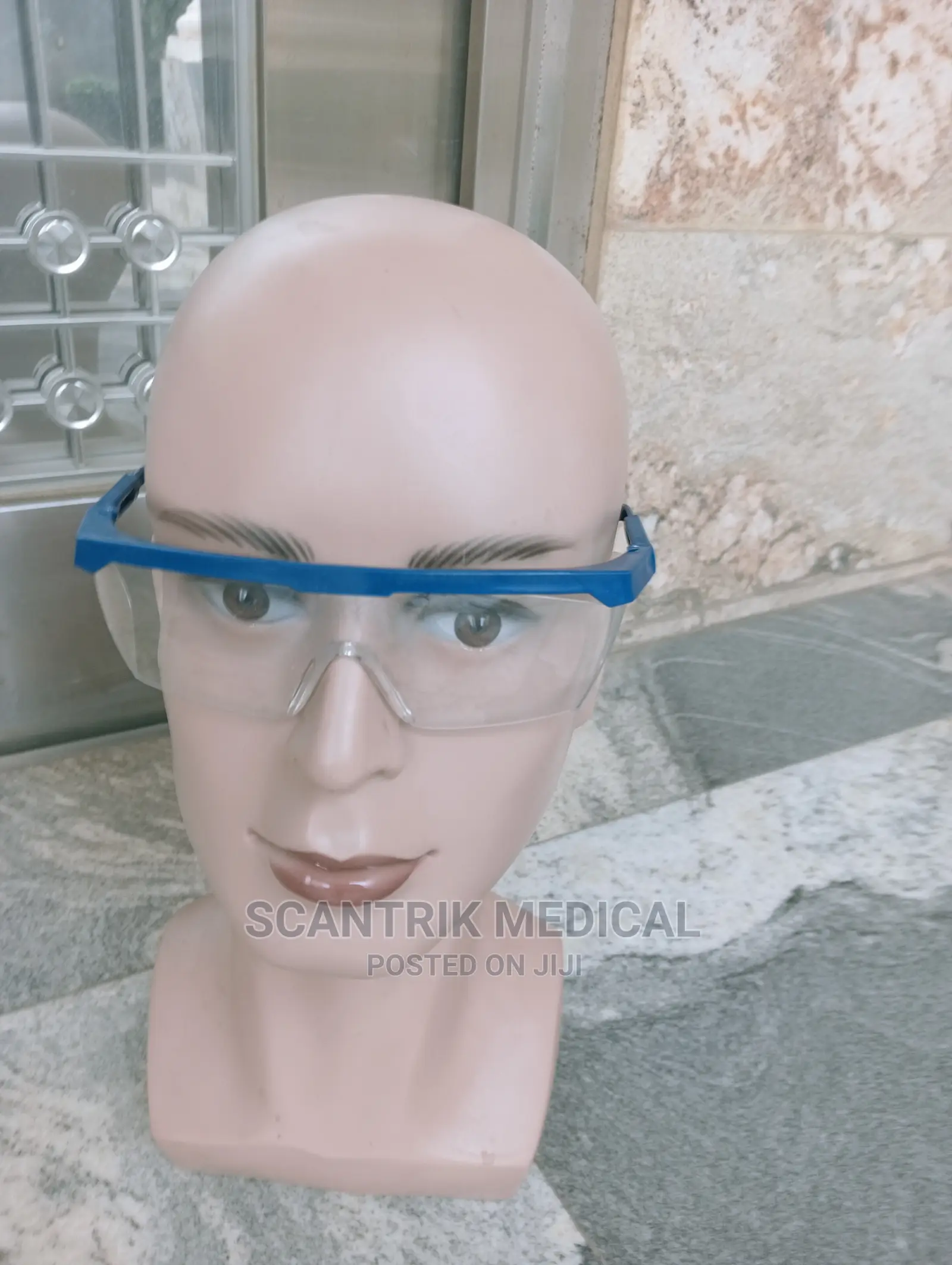 White Blue Eye Protective Goggles