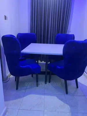 4 Seater Dinning