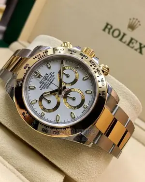 Original ROLEX OYSTER SUPERLATIVE Daytona Available in Store