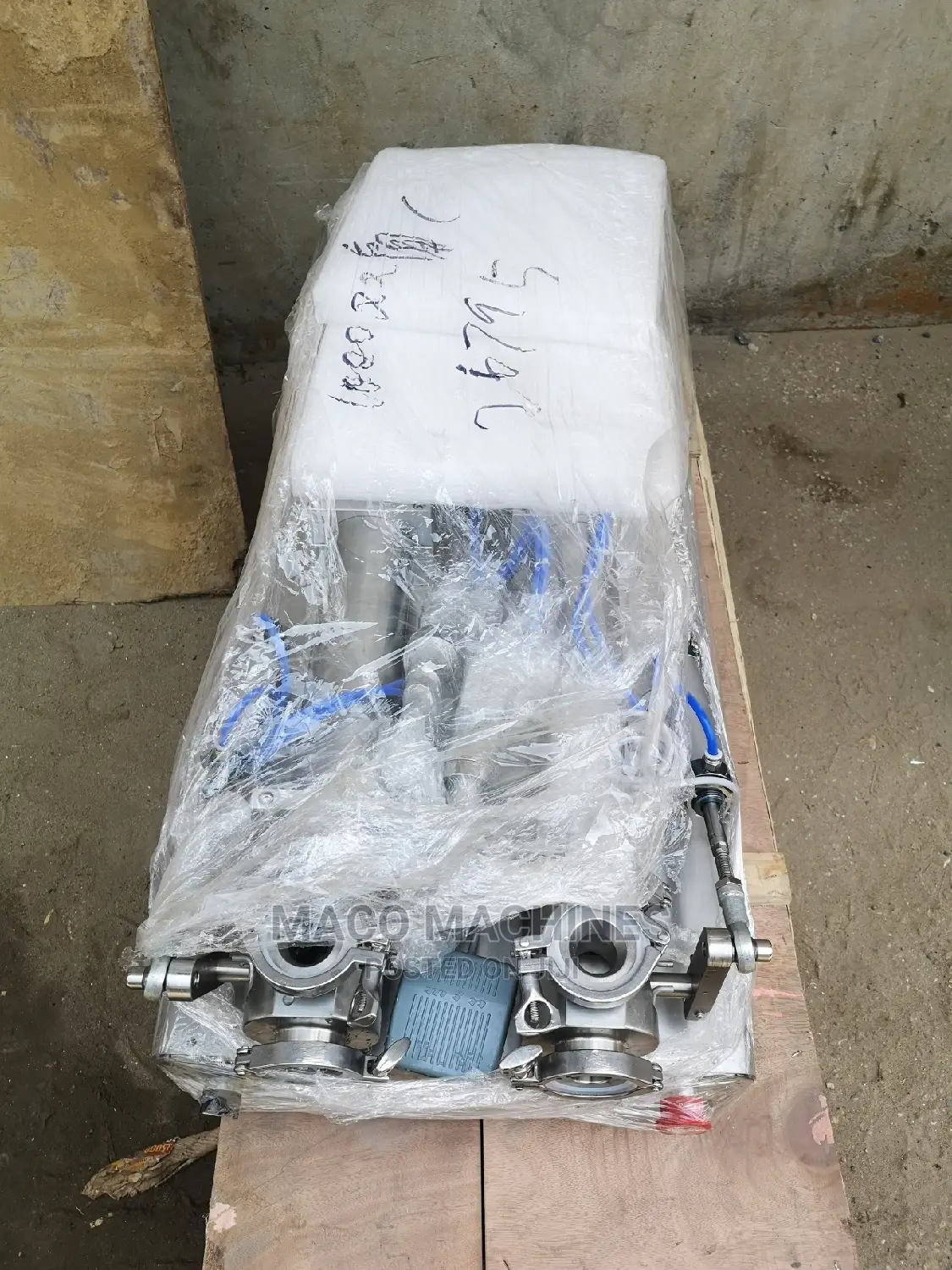 Two Nozzles Paste Filler With Air Compressor.