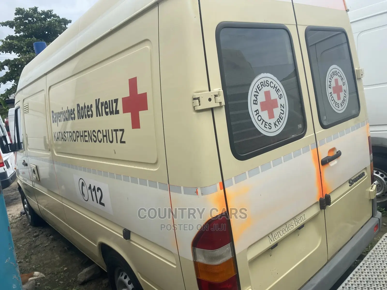 Mercedes-Benz Sprinter 2003 Yellow
