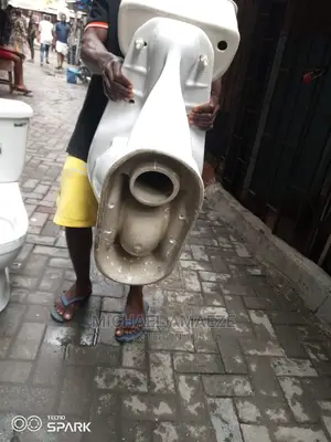 Waste Under/ Xtrap Water Closet