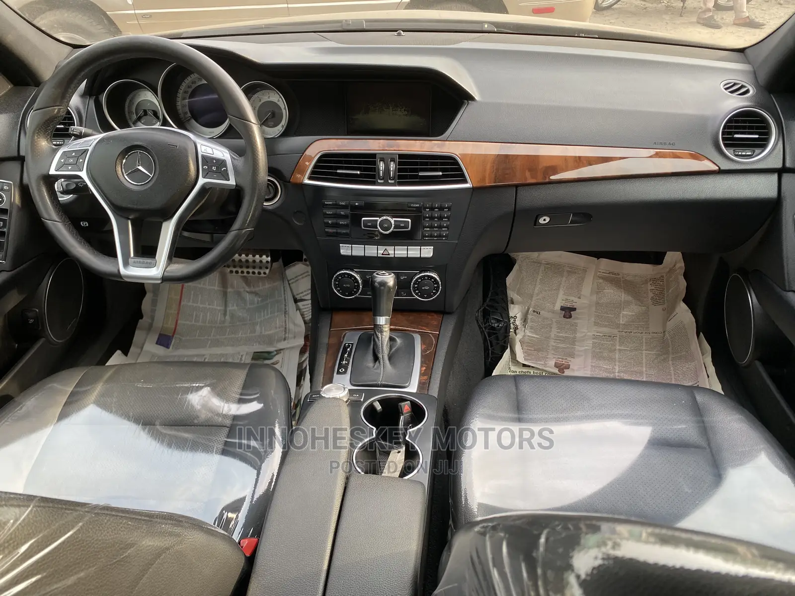 Mercedes-Benz C300 2012 Black