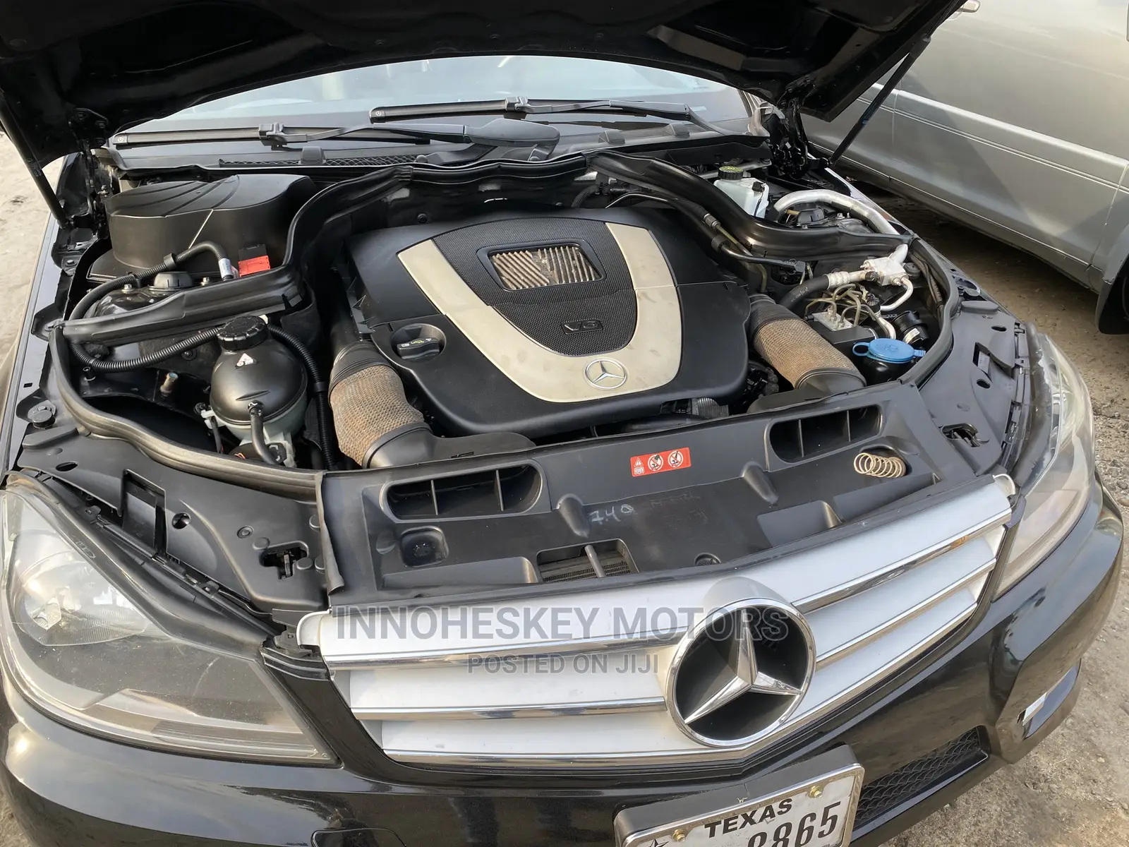 Mercedes-Benz C300 2012 Black