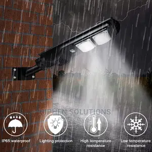 200W Solar Flood Street Light in Ph