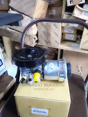 Power Steering Pump for Toyota Hilux 2tr 2005-2015