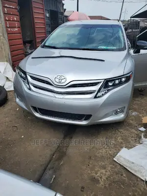 Toyota Venza 2010 Model Upgraded 2015 With 3touch Headlamp