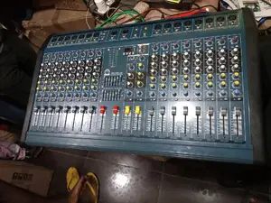 Yamaha 16channel Powered Flat Mixer