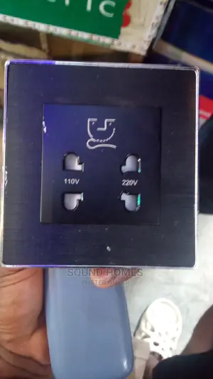 3x3 Shaver Socket