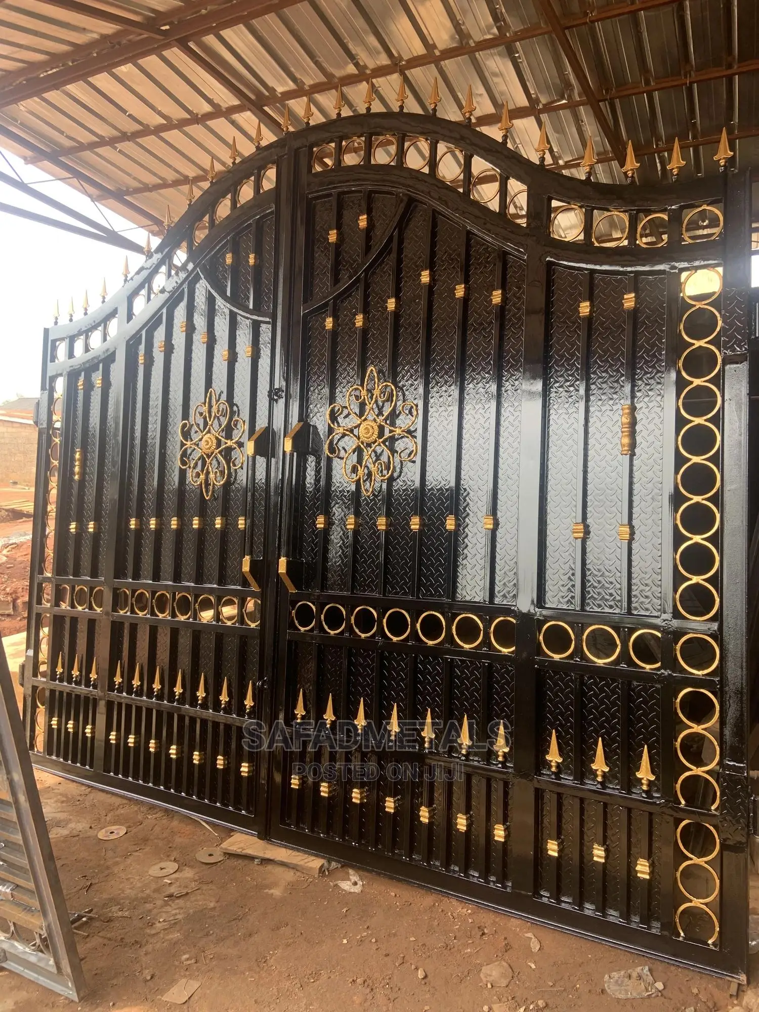Checker Plate With Foreign Plate 12ft Gate