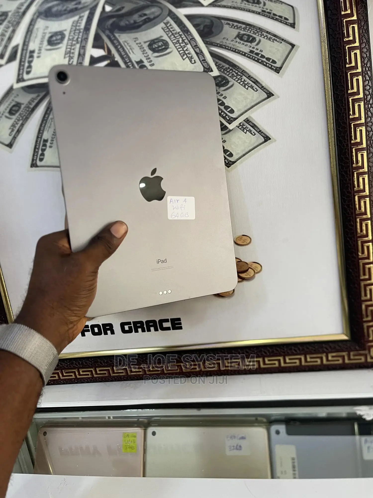Apple iPad Air (2020) Wi-Fi 64 GB Gray