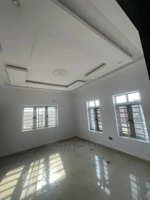 Furnished 3bdrm Block of Flats in Surulere for rent