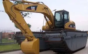 Swamp Buggy and Crane for Hire