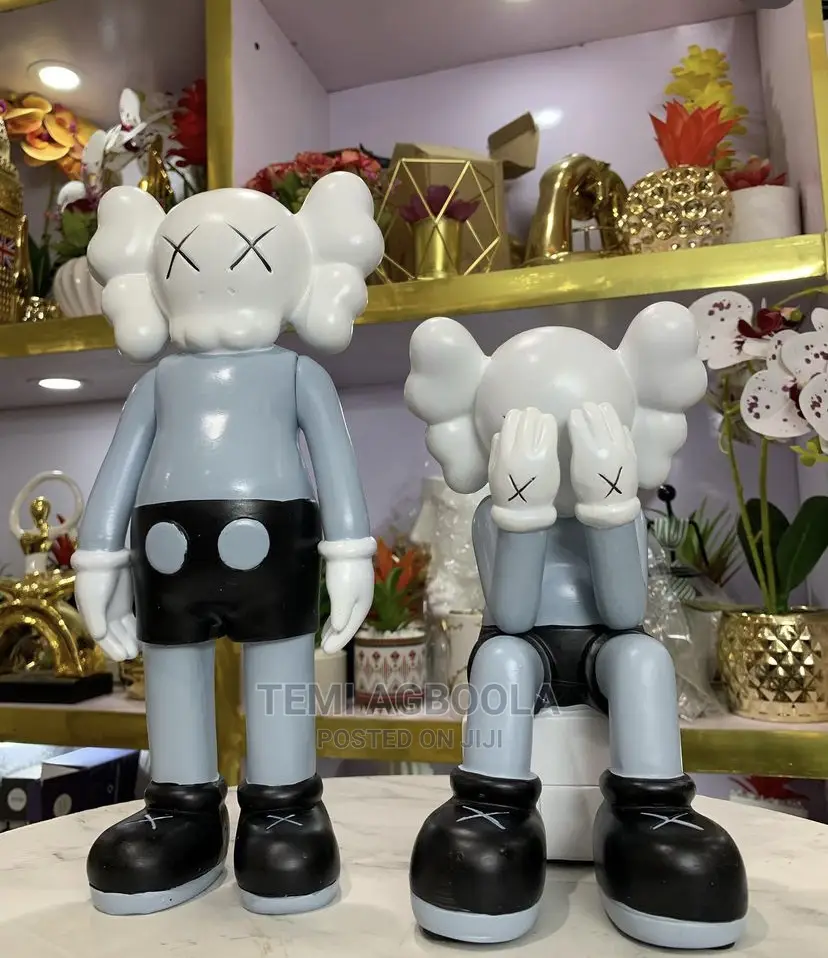 Kaws Figurine
