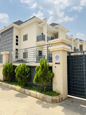 4bdrm Duplex in Peach Court, Guzape District for sale