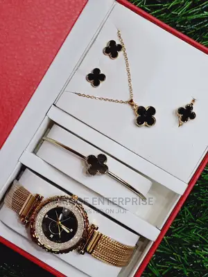 Female Sets Watch