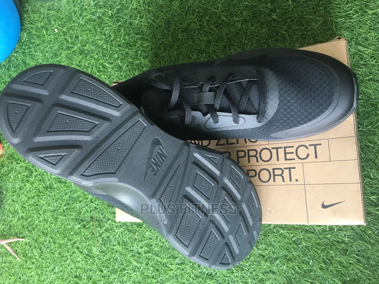 Nike Wear All Day Training Sneakers