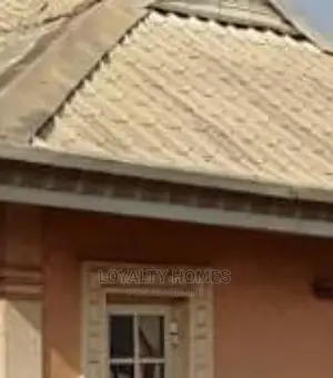 5bdrm Bungalow in Olowofela, Iseri for sale