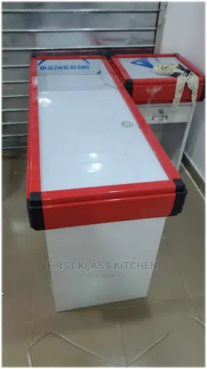Supermarket Cash Point Table