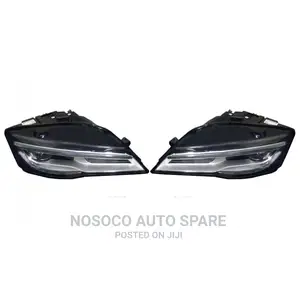 Set Of Full Light Audi R8 2013