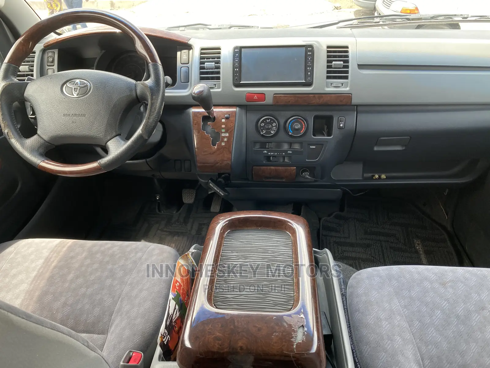 Toyota HiAce 2012 Grey