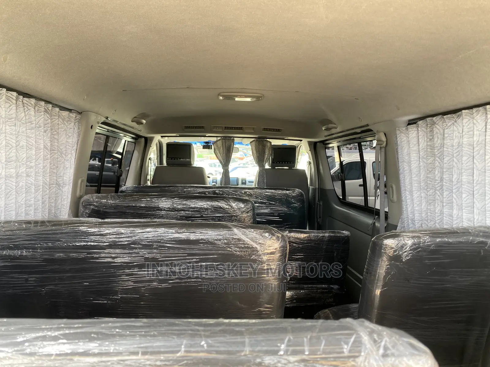 Toyota HiAce 2012 Grey