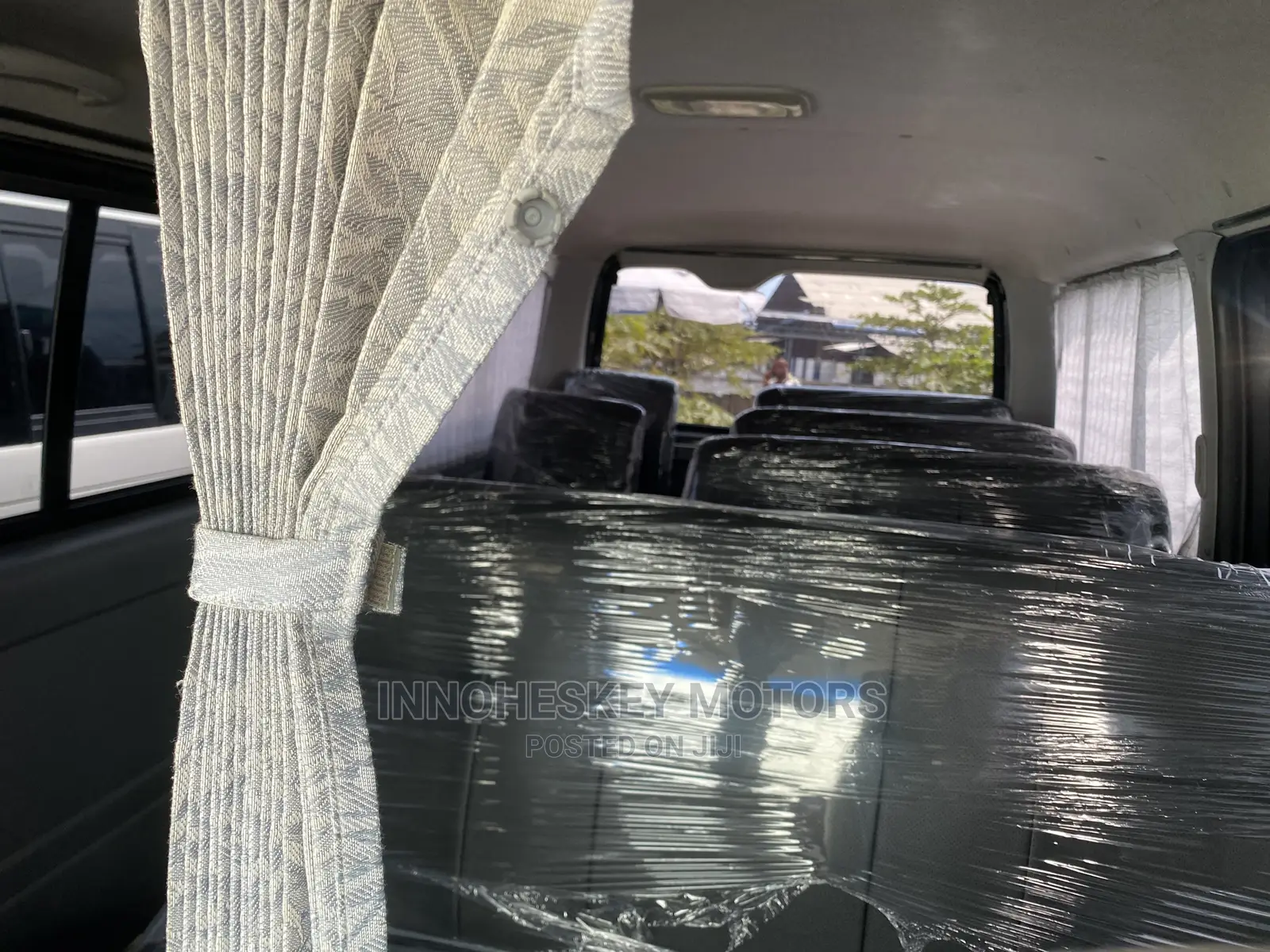 Toyota HiAce 2012 Grey