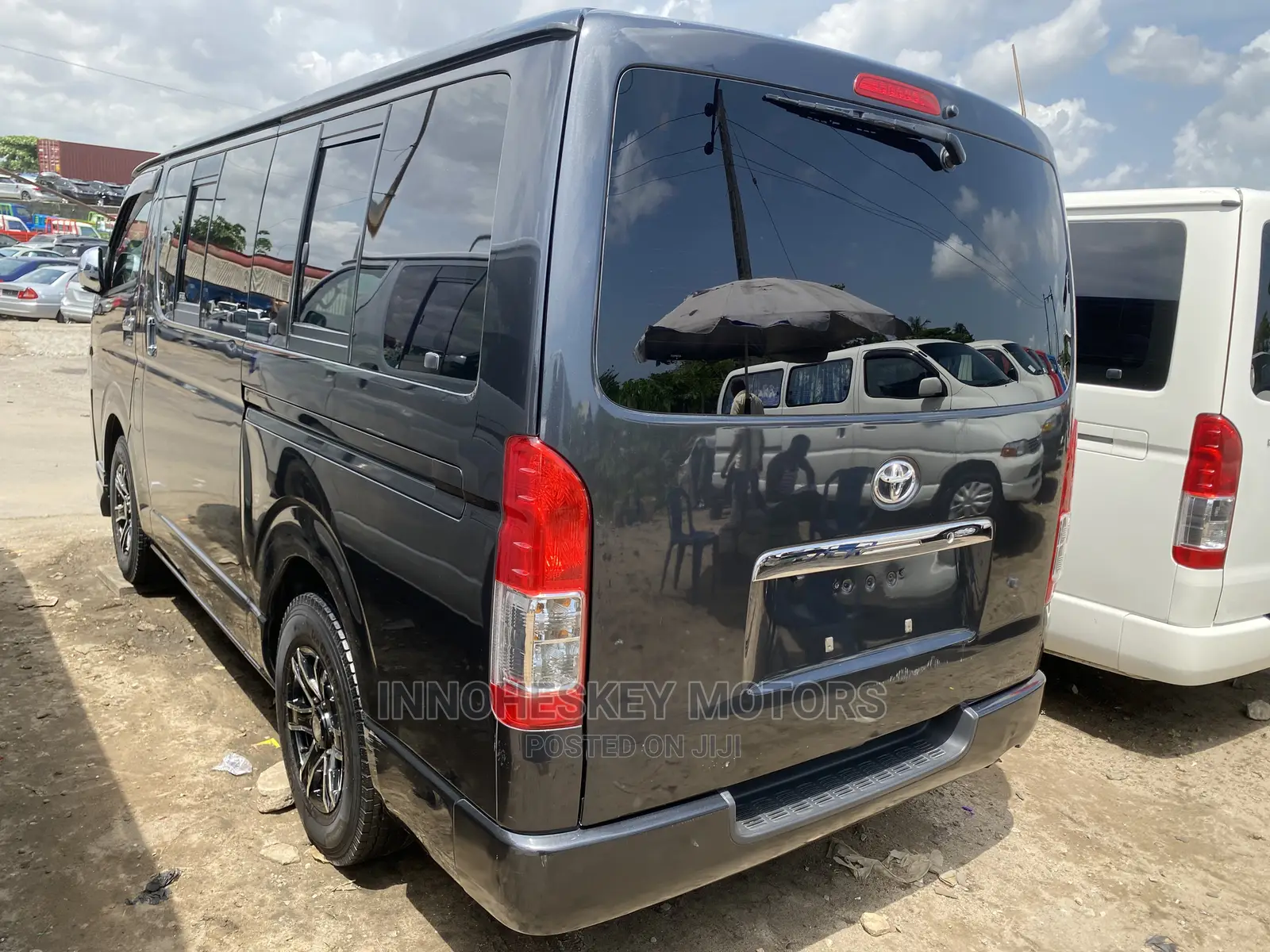 Toyota HiAce 2012 Grey