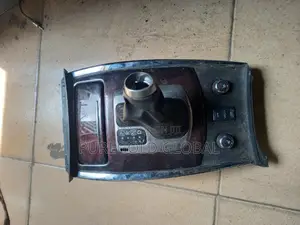 Infiniti G37 Gear Lever 2014 Cover