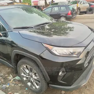 Toyota RAV4 Limited FWD 2019 Black